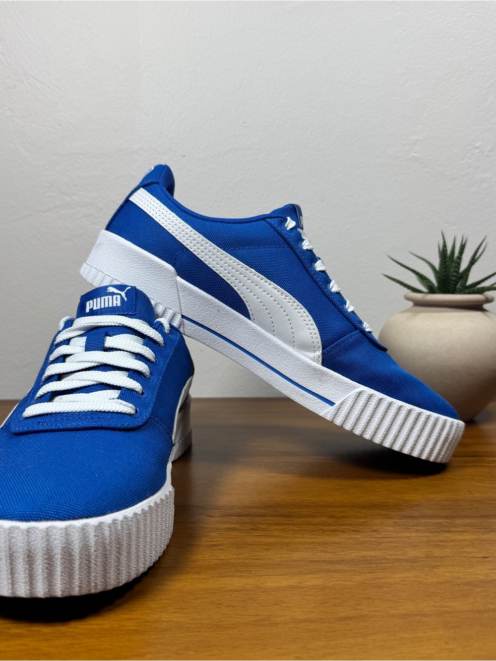 Puma Women's Blue and White Low-Top Sneakers